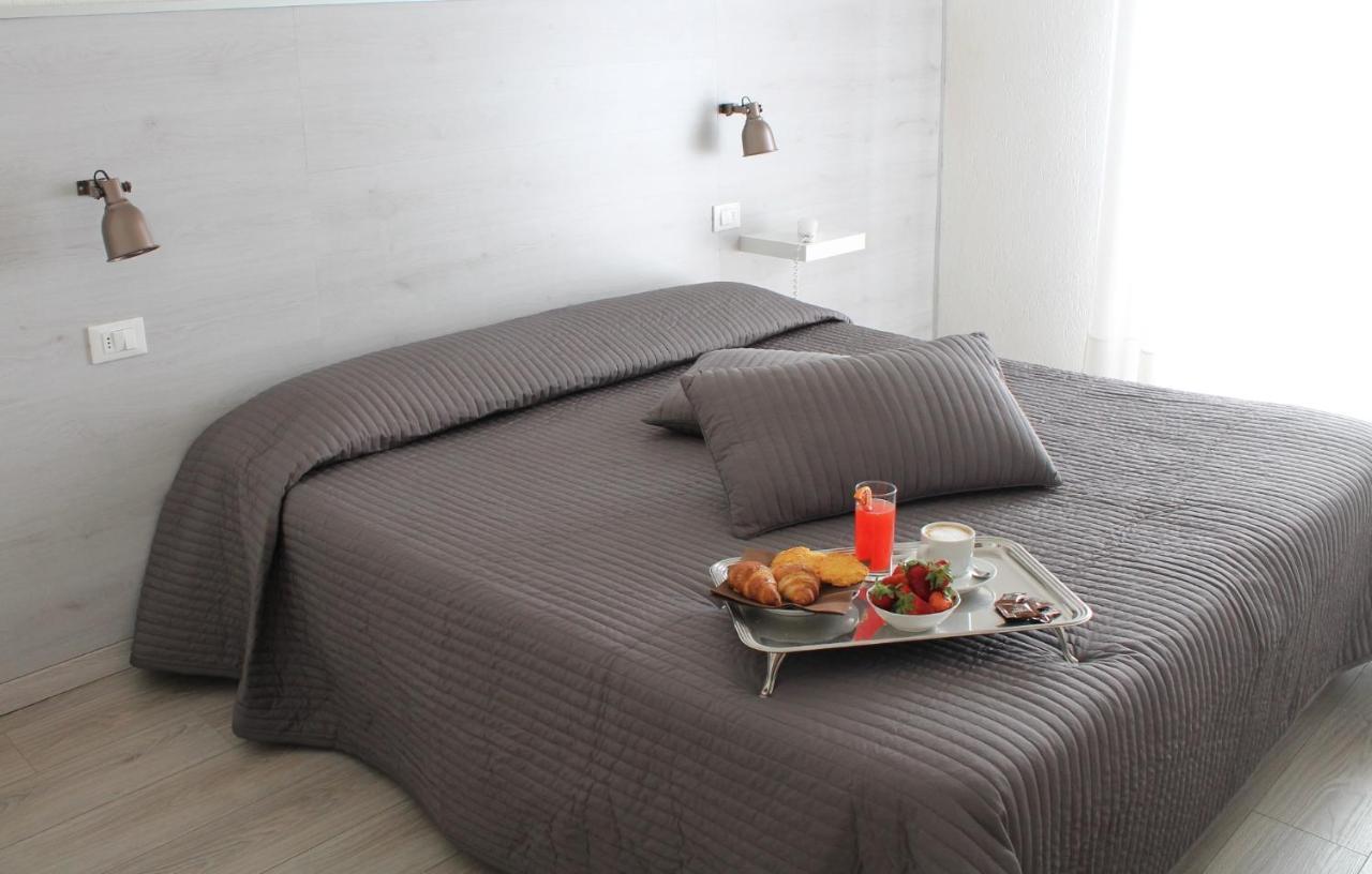 Hotel Alba Sul Mare Lido di Camaiore Exteriér fotografie